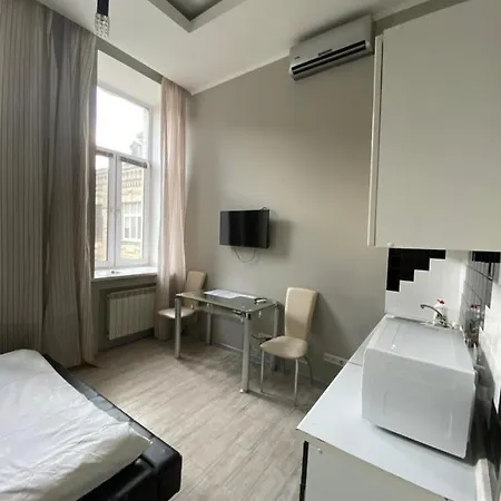 Opera Aparthotel *